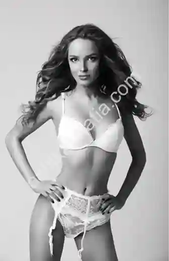 Seema Rai Escort